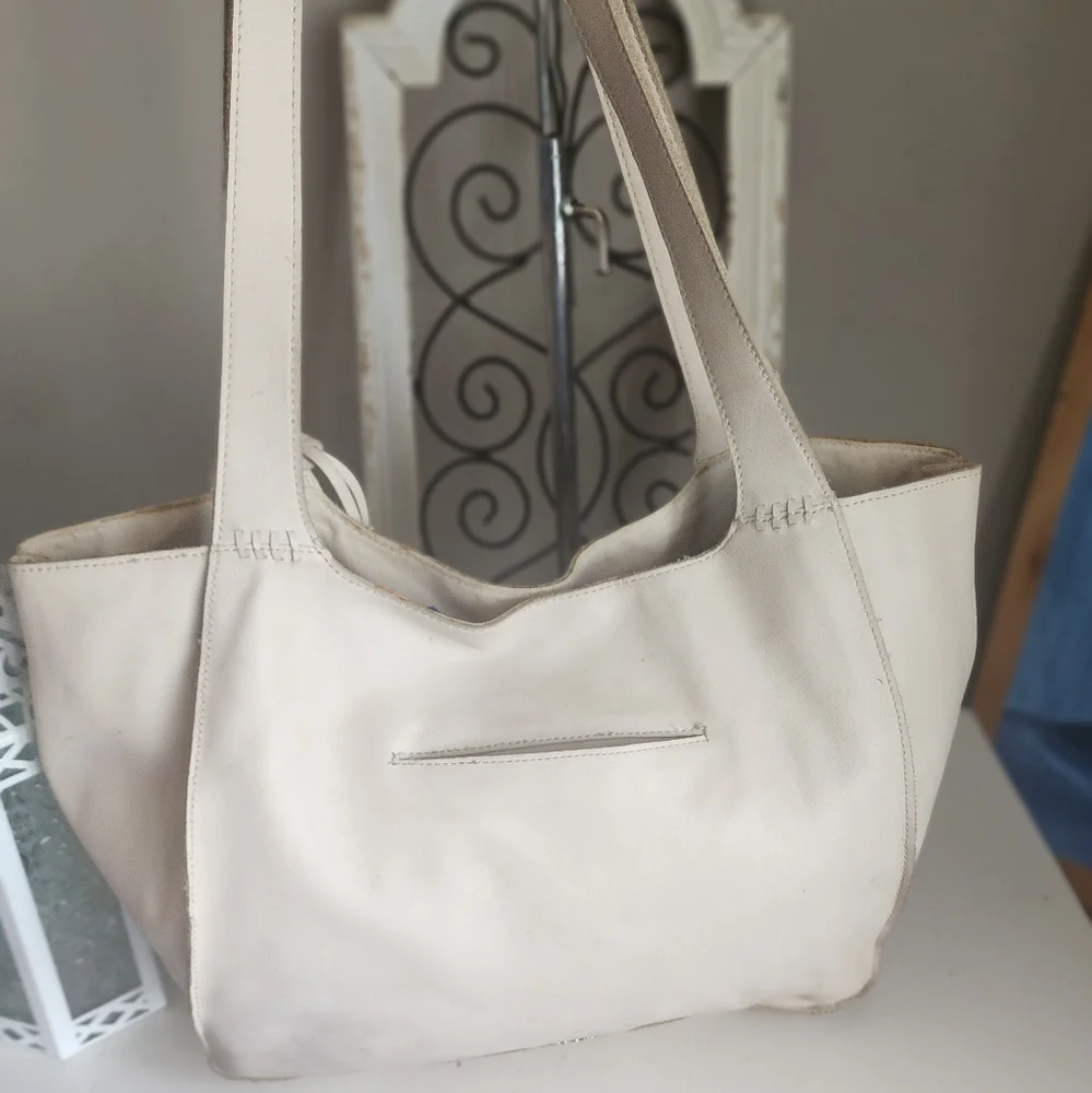 The Sak Huntley Leather Laser Cut Cream Xl Tote Bag - Picture 2 of 11